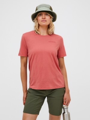 Coral Women Peak Performance Explore Graphic T-shirt | US-TVULQ4573