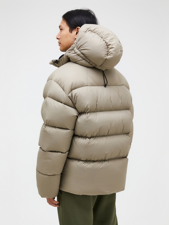 Beige Men Peak Performance Frost Oversized Puffer Down Jacket | US-EKNOY8375