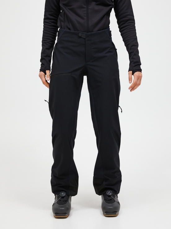 Black Women Peak Performance Ascent Softshell Ski Pants | US-PFGXV4280