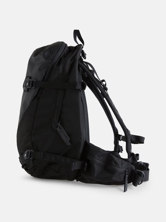 Black / White Men Peak Performance Vertical Ski S/M 28,5l Backpacks | US-ZBAIF2740