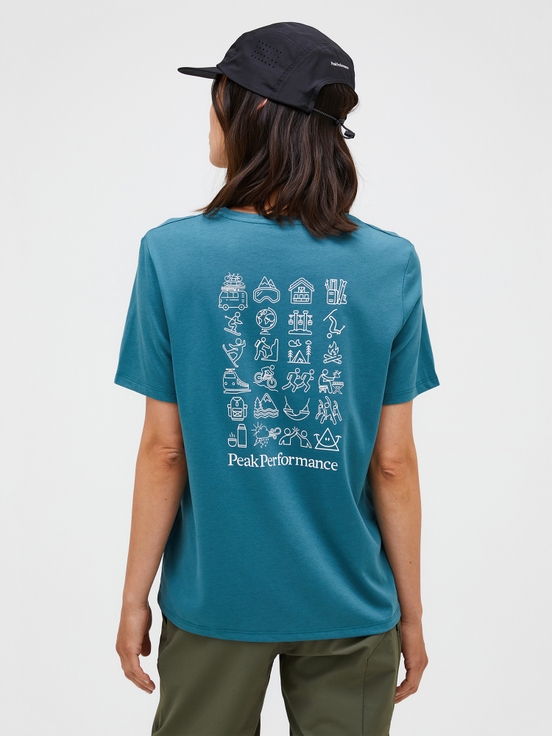 Blue Women Peak Performance Explore Graphic T-shirt | US-KADPM1804