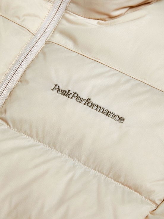 Cream Women Peak Performance Frost Explorer Vest | US-AQTWG5342