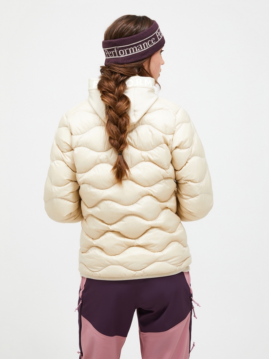 Cream Women Peak Performance Helium Down Jacket | US-VPIYL0893