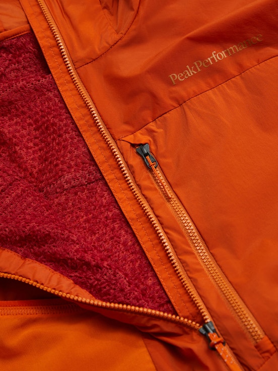 Dark Orange Men Peak Performance Vislight Polartec® Alpha™ Insulated Wind Jacket | US-FGIKE3042