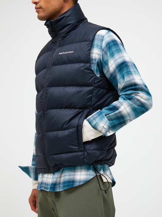 Navy Men Peak Performance Frost Explorer Vest | US-EWGJC1407