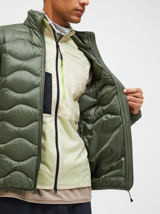 Olive Men Peak Performance Helium Down Jacket | US-KUJIG2834