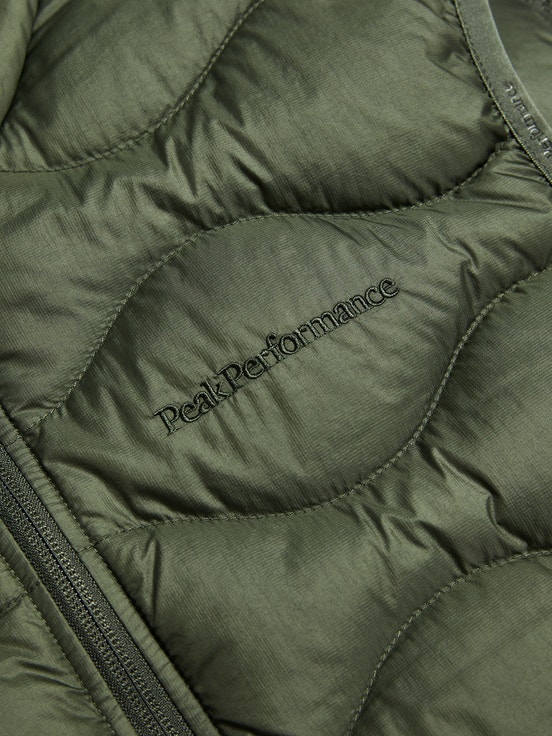 Olive Men Peak Performance Helium Down Vest | US-LVNJW2379