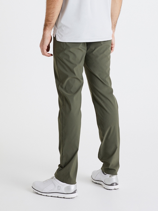 Olive Men Peak Performance Player Pants | US-UVYNX3914