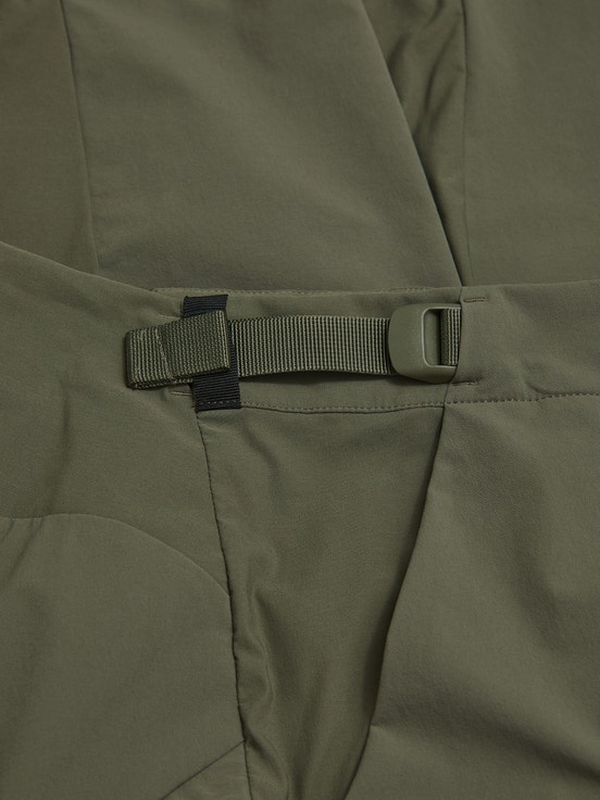 Olive Men Peak Performance Trail Pants | US-DENJF4980