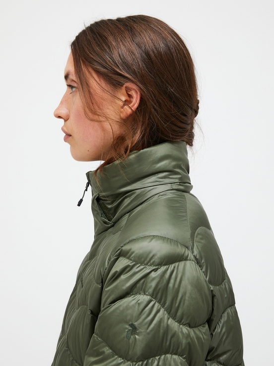 Olive Women Peak Performance Helium Down Coat | US-XPBMK3607