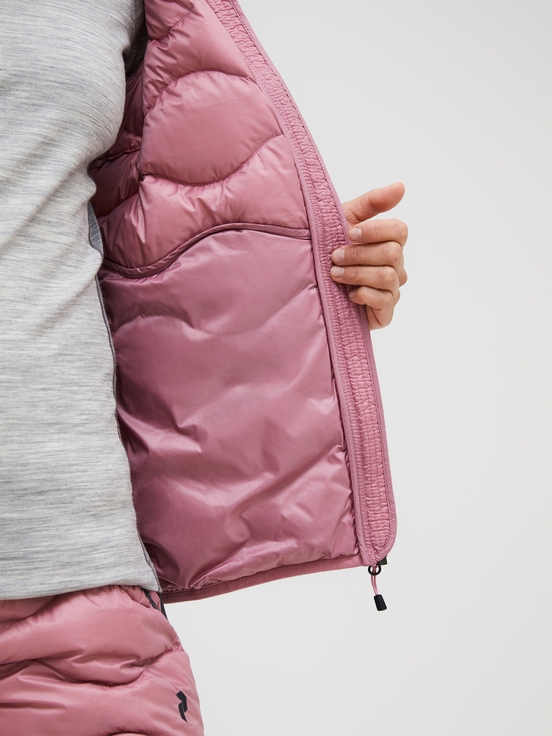 Pink Women Peak Performance Helium Down Jacket | US-UGNWQ2371